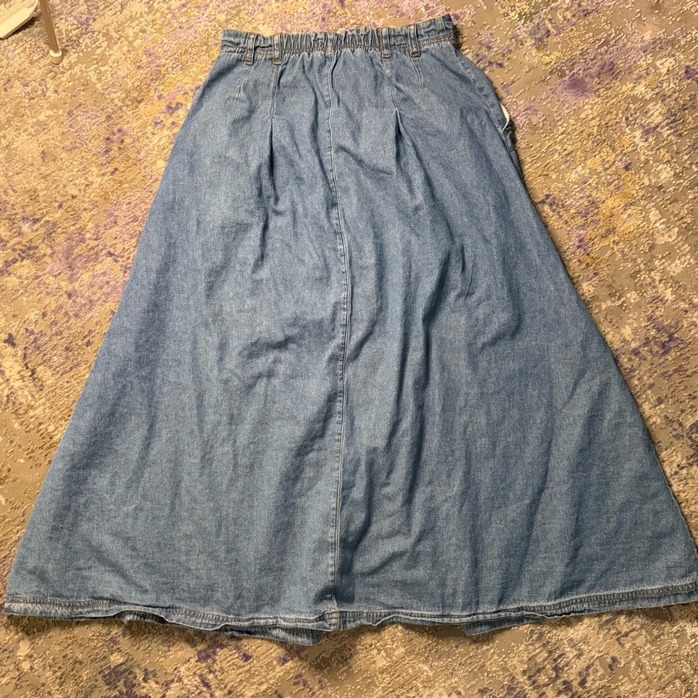 Vintage 90’s Denim Maxi Skirt Button-up front with pockets - Picture 2 of 7
